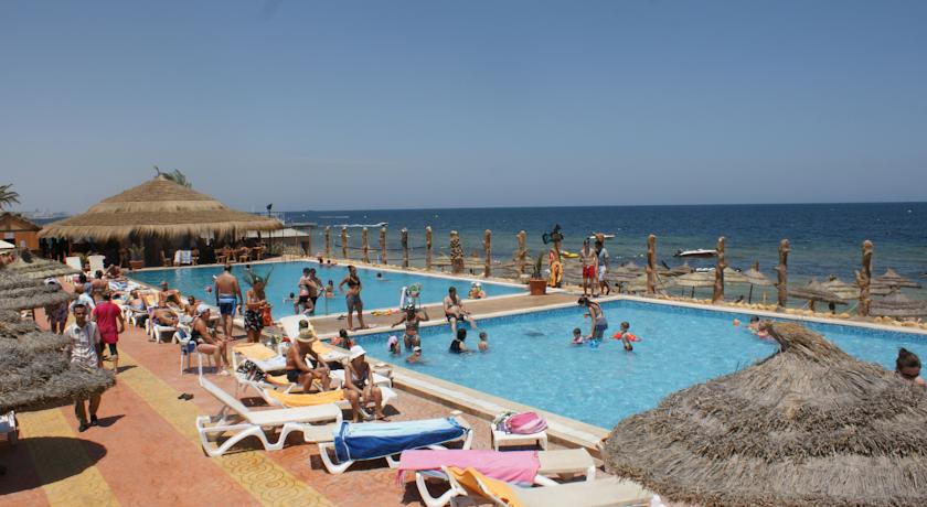 Chiraz Club Aqua park
