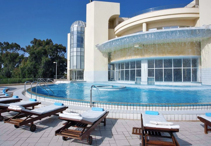 Nahrawess Resort