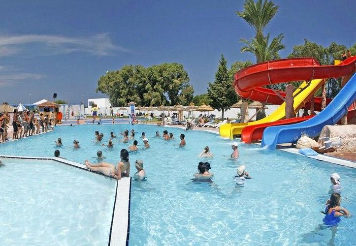 Chiraz Club Aqua park