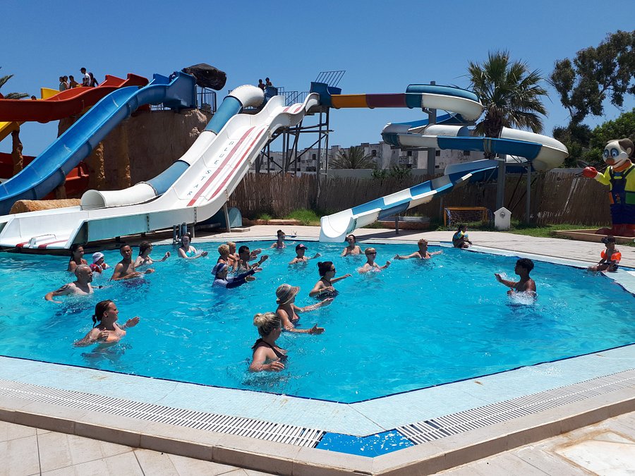 Chiraz Club Aqua park