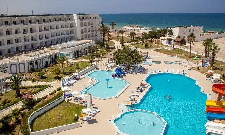 Chiraz Club Aqua park